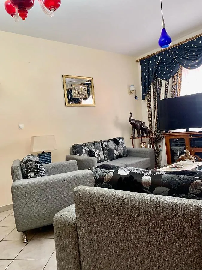 Christina'S House With 2 Bedrooms And Free Parking Gjirokastër Villa